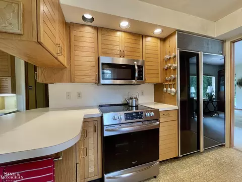 245 Stephens, Grosse Pointe Farms, MI 48236 photo 16