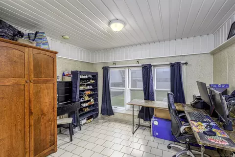 838 N 6th St, Saint Clair, MI 48079 photo 16