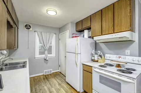 838 N 6th St, Saint Clair, MI 48079 photo 12