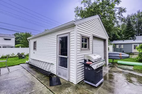 838 N 6th St, Saint Clair, MI 48079 photo 36