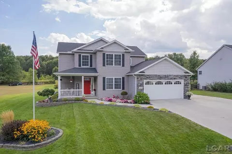 2489 Wood Rdg, Adrian, MI 49221