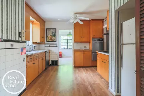 301 Kerby, Grosse Pointe Farms, MI 48236 photo 8