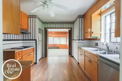 301 Kerby, Grosse Pointe Farms, MI 48236 photo 7