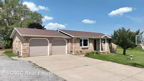 1800 Dixon, Caro, MI 48723