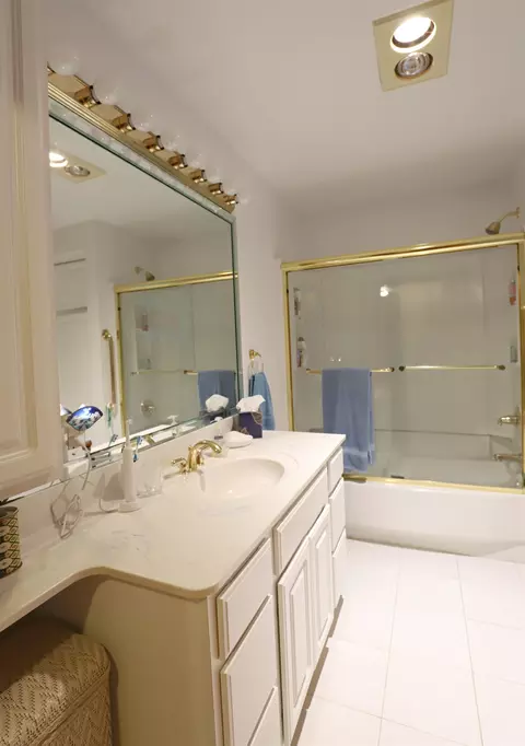 1518 Coutant, Flushing, MI 48433 photo 18