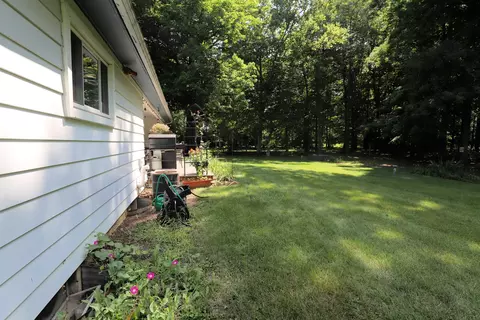 1518 Coutant, Flushing, MI 48433 photo 21