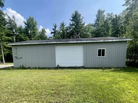 3251 Pinehurst, Gladwin, MI 48624 photo 9