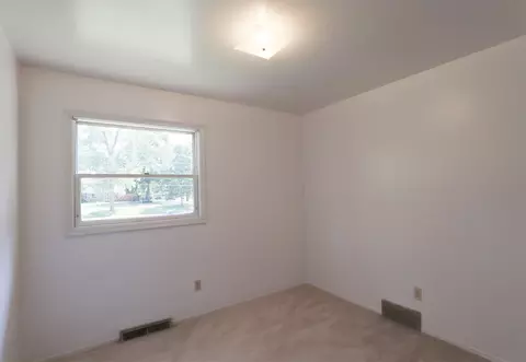 6484 Laura, Flint, MI 48507 photo 22