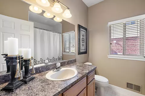 Bath - 51163 Hook, Macomb, MI 48042 photo 3 of 5