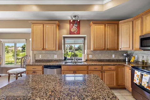 Kitchen - 51163 Hook, Macomb, MI 48042 photo 2 of 6