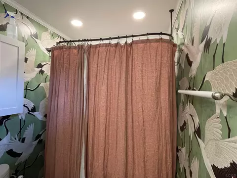 Bath - 210 E Michigan, Saline, MI 48176 photo 6 of 6