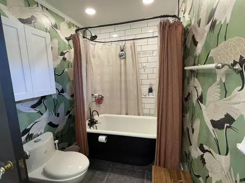 Bath - 210 E Michigan, Saline, MI 48176 photo 4 of 6