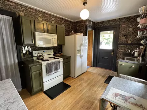 Kitchen - 210 E Michigan, Saline, MI 48176 photo 2 of 3