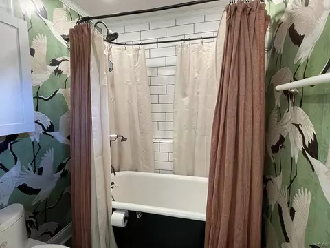 Bath - 210 E Michigan, Saline, MI 48176 photo 5 of 6