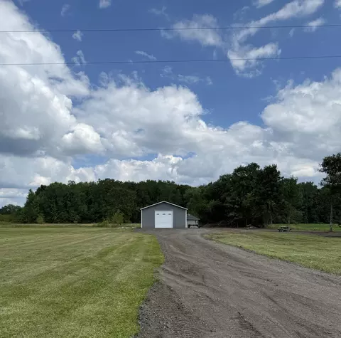 Closs, Richmond, MI 48062