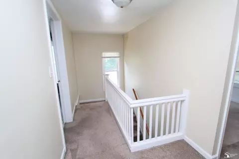 Entry Way - 942 E Fourth, Monroe, MI 48161 photo 1 of 2