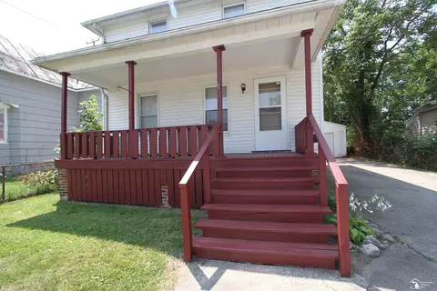 Exterior - 942 E Fourth, Monroe, MI 48161 photo 2 of 9