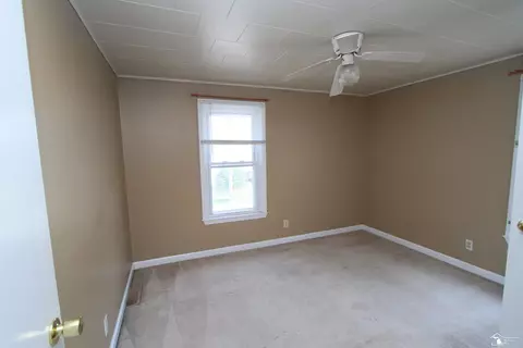 Bedroom - 942 E Fourth, Monroe, MI 48161 photo 6 of 7
