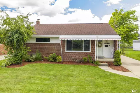 6534 Cardwell, Garden City, MI 48135