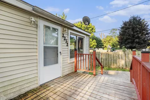 2232 E Parkwood, Burton, MI 48529