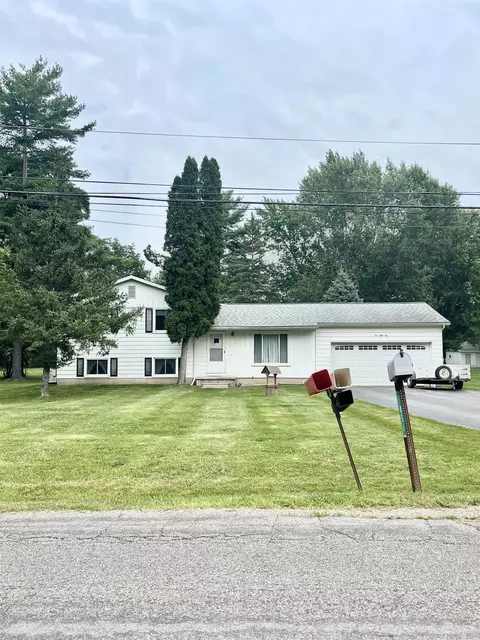 1051 Legion, Corunna, MI 48817