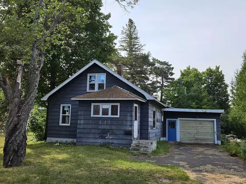 312 Minnesota, Ontonagon, MI 49953