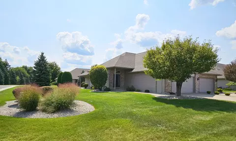 3122 Creekwood, Bay City, MI 48706
