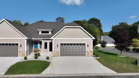 5502 Greenridge #1, Midland, MI 48640