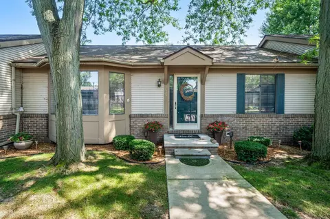 25220 Cape, Harrison Township, MI 48045