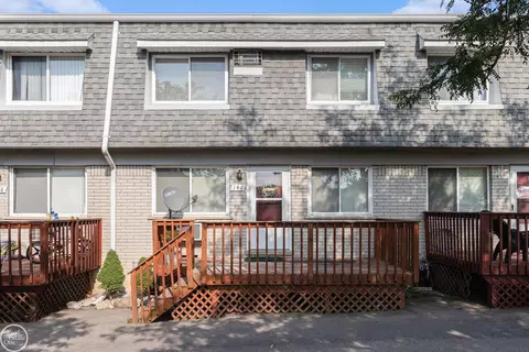 146 Ladd #6/A, Walled Lake, MI 48390