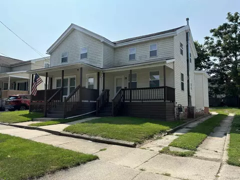 608-610 E Maumee, Adrian, MI 49221