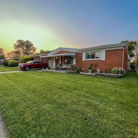1571 Nottingham, Madison Heights, MI 48071