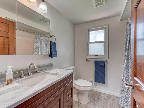 8797 Tamarack, Temperance, MI 48182 photo 8