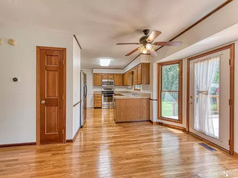 8797 Tamarack, Temperance, MI 48182 photo 24