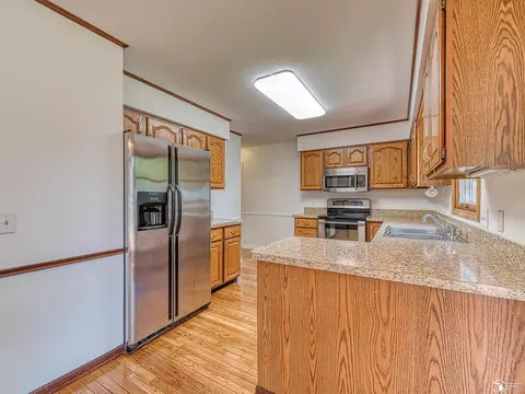 8797 Tamarack, Temperance, MI 48182 photo 23