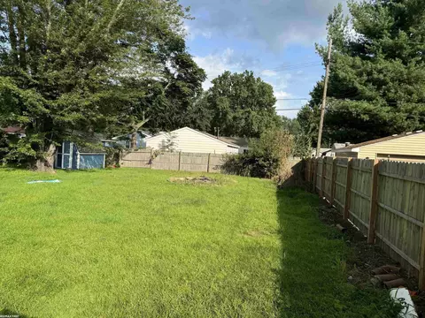 532 Sheldon, Algonac, MI 48001 photo 2