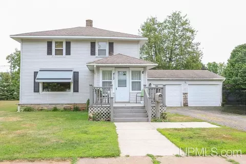 413 Hemlock, Kingsford, MI 49802