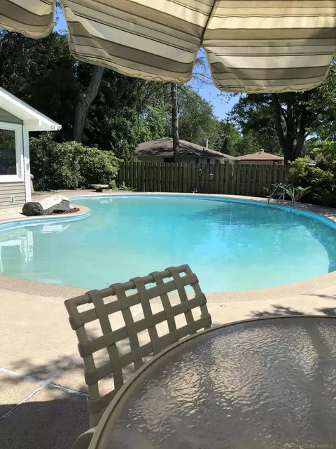2037 St Clair, Algonac, MI 48001 photo 3