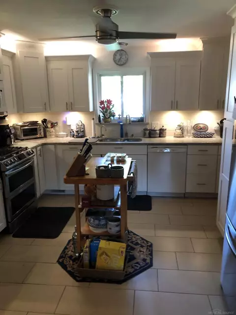 2037 St Clair, Algonac, MI 48001 photo 6