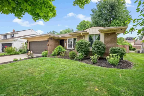 13866 Biscayne, Sterling Heights, MI 48313