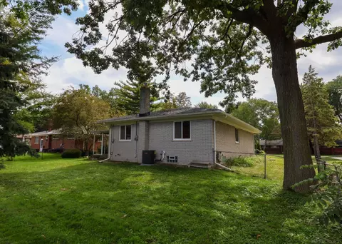 23281 Shepherd, Macomb, MI 48042 photo 4