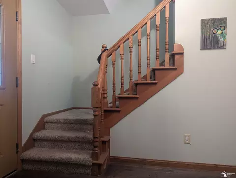 Entry Way - 1023 Feltis, Temperance, MI 48182 photo 2 of 2
