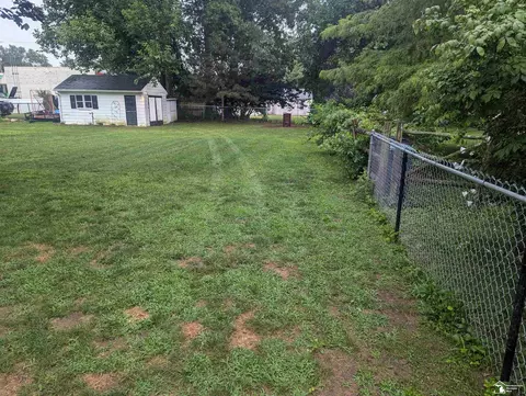 Exterior - 1023 Feltis, Temperance, MI 48182 photo 5 of 14