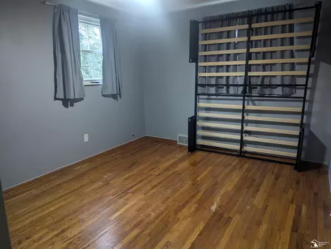 Bedroom - 1023 Feltis, Temperance, MI 48182 photo 6 of 6