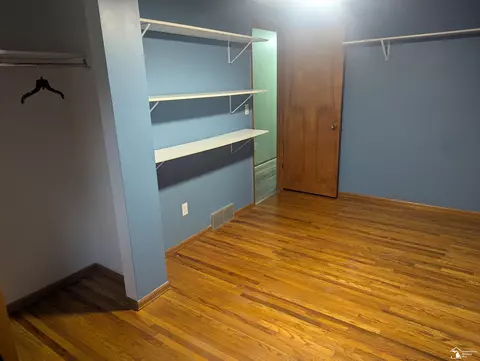 Bedroom - 1023 Feltis, Temperance, MI 48182 photo 4 of 6