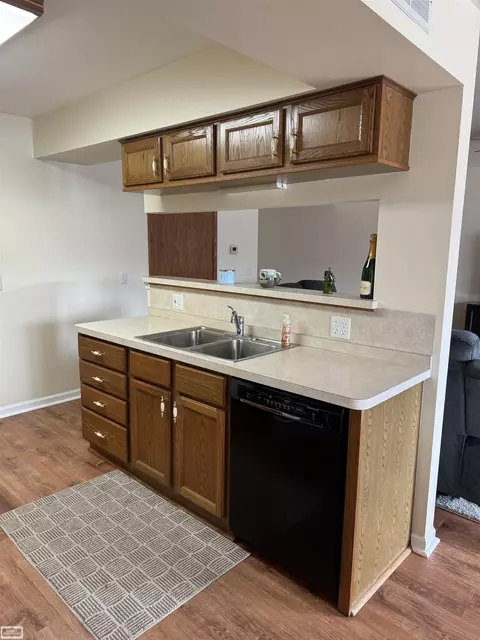 105 Milton, Algonac, MI 48001 photo 9