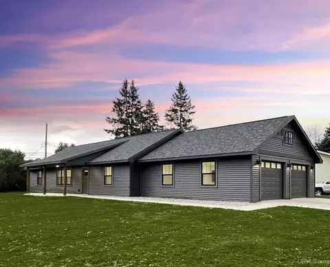 2200 S 18th, Escanaba, MI 49829