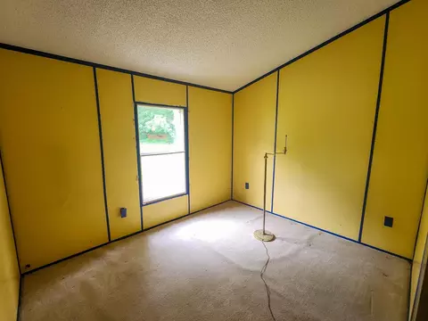 7266 N Eberhart, Harrison, MI 48625 photo 28