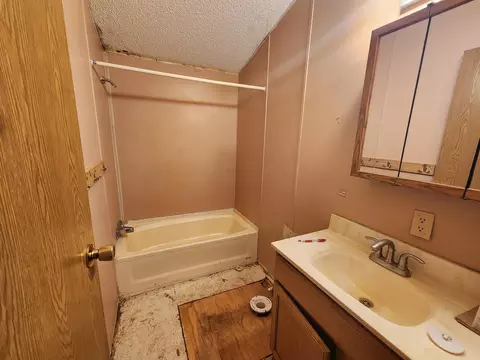 7266 N Eberhart, Harrison, MI 48625 photo 32