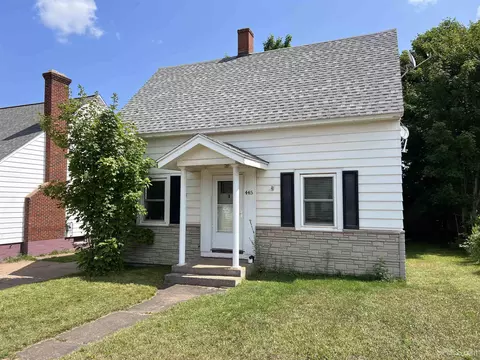 445 Peninsula, Negaunee, MI 49866